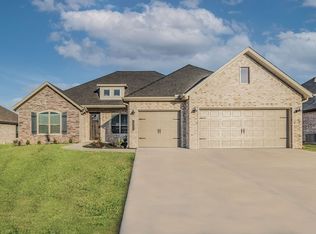 2012 Abbott Ln, Pea Ridge, AR 72751