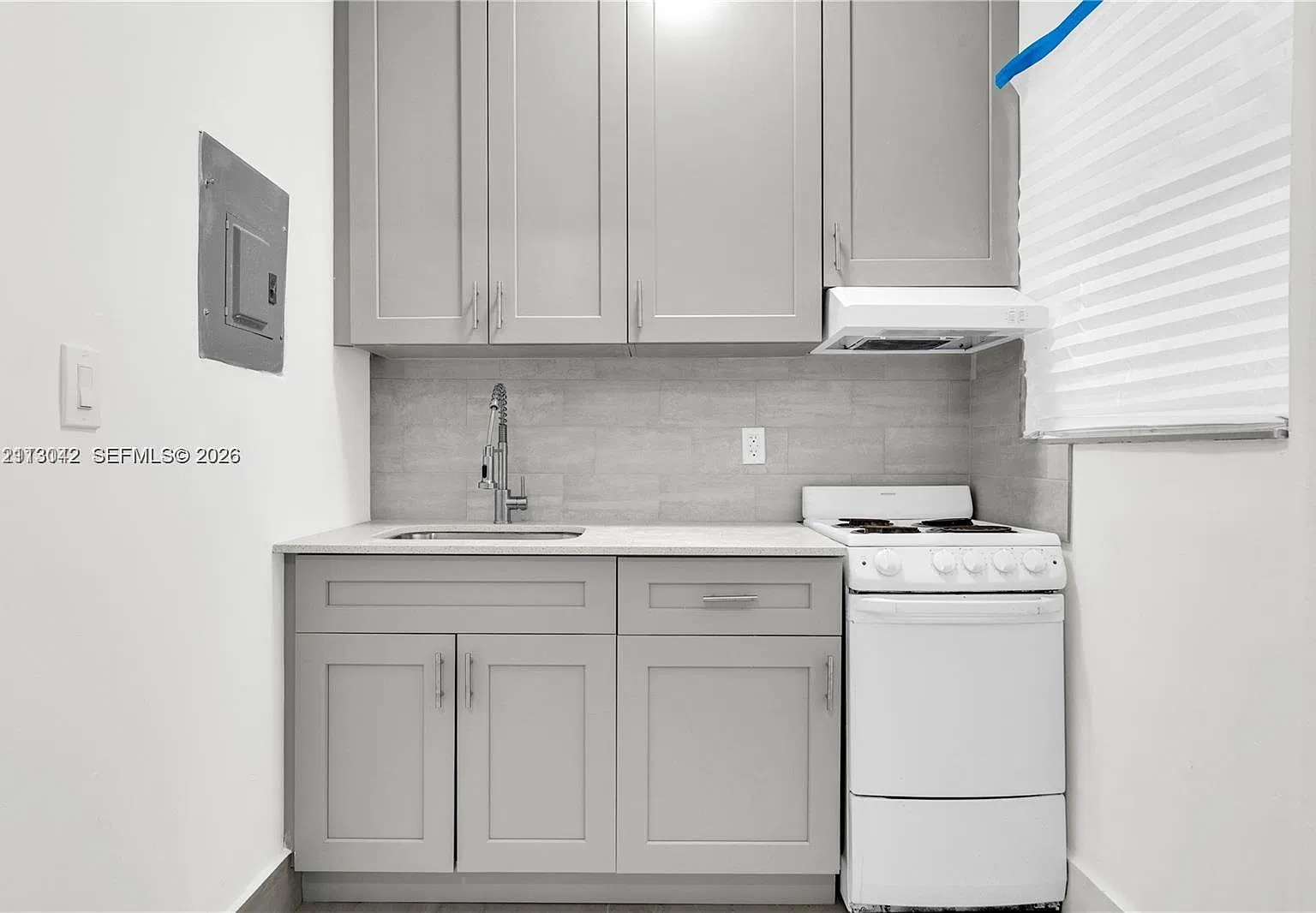 Alberta Biscayne 2nd Rev — Photo 1