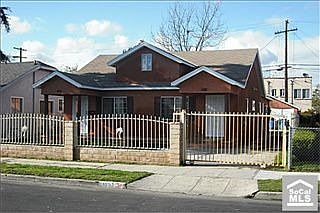 3rd image of 1053 W 61st St
