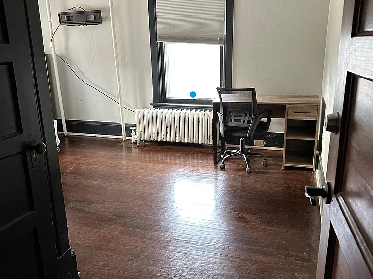 302 Mitchell St — Photo 14