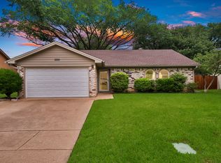 2609 N Capistrano Ct, Arlington, TX 76015