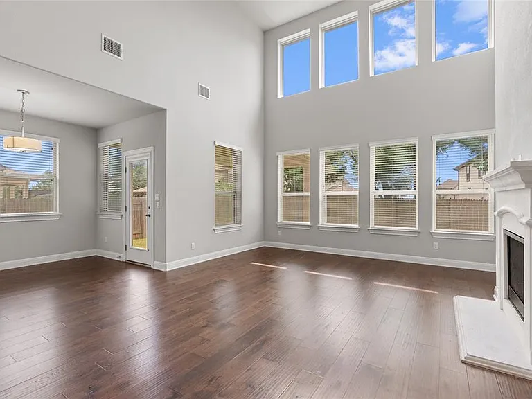 15601 Cabrillo Way — Photo 21