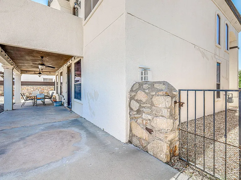 1627 Brillo Del Sol #C-T — Photo 63