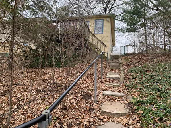 504 Park Ave, Fox Lake, IL 60020