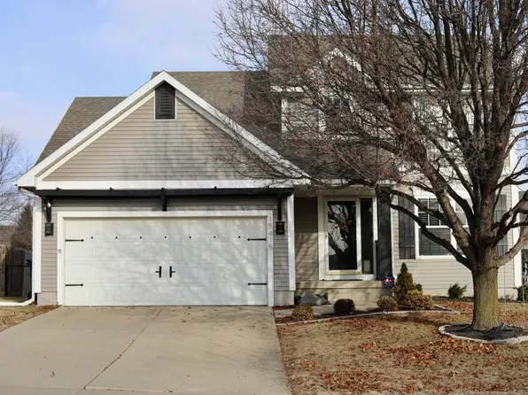 15415 Aurora Ave, Urbandale, IA 50323