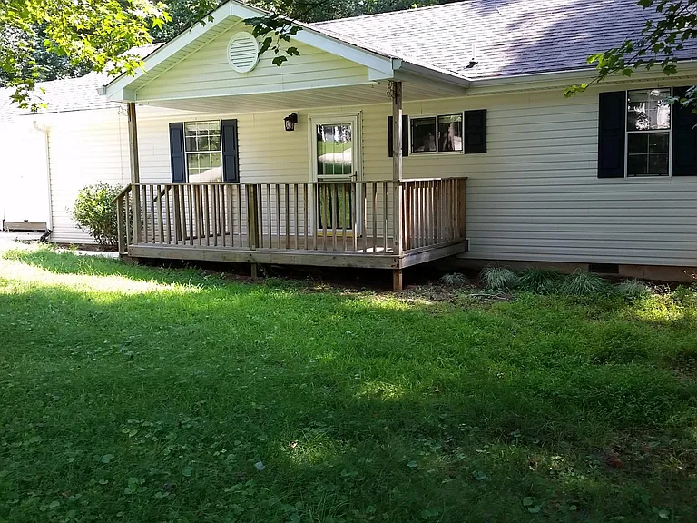 2800 Fleetwood Dr — Photo 1