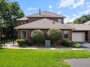 1704 Hunter Hill Rd, Hudson, WI 54016