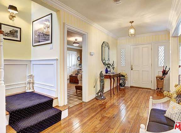 2nd image of 2120 Duxbury Cir