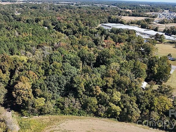 4th image of 3915 Rocky River Rd N