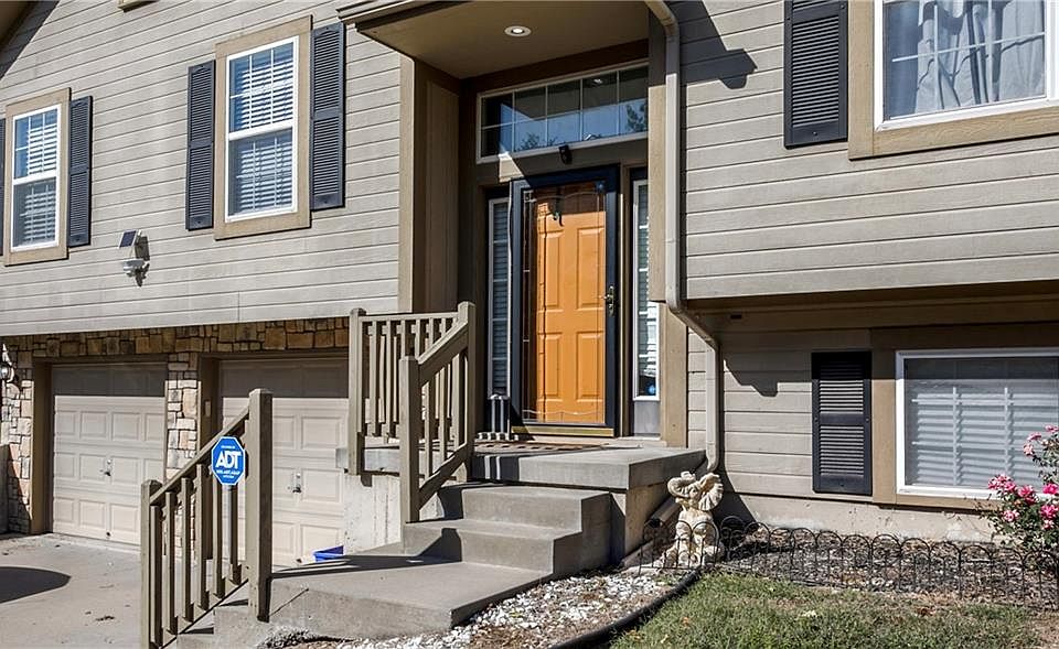 12302 E 54th Ter, Kansas City, MO 64133 | Zillow