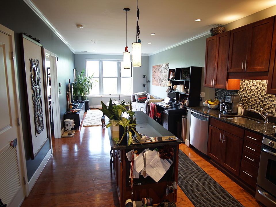 1st image of 1800 Wilson Blvd #342