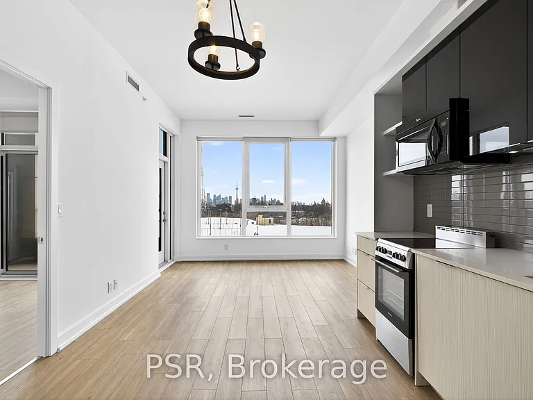 6 Parkwood Ave #509 — Photo 3