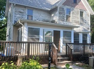 308 W Locust St, Cambridge, IL 61238