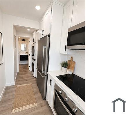 4th image of 1453 W 80th St