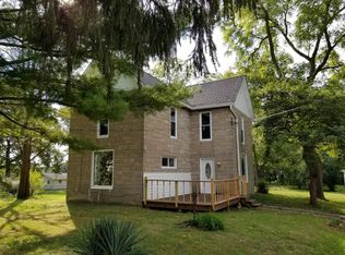 1739 W Rock Springs Rd, Decatur, IL 62521