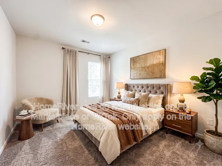 196 Daisy Cir — Photo 5