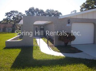 1290 London Ave, Spring Hill, FL 34606