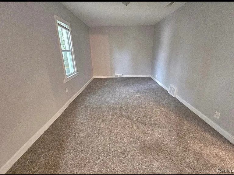 15041 Cruse St #2 — Photo 3