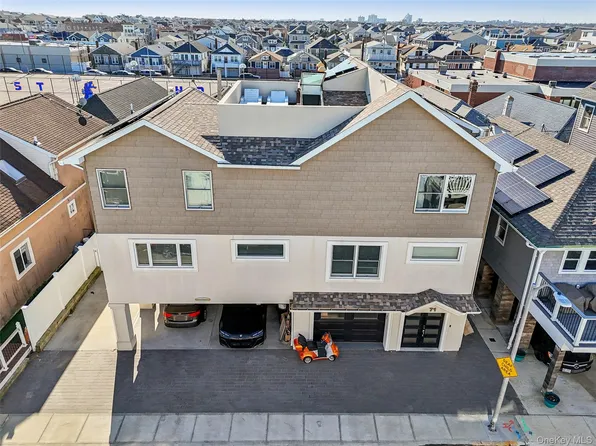 71 Michigan Street, Long Beach, NY 11561