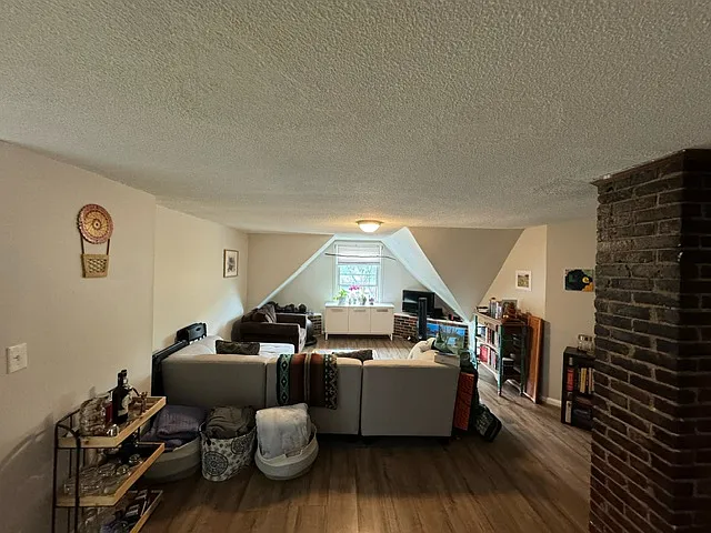 33 Roberts St #3 — Photo 21