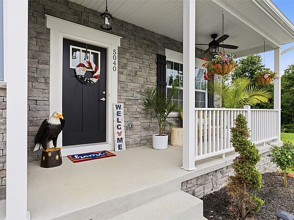 2nd image of 5040 Chalfant Ln