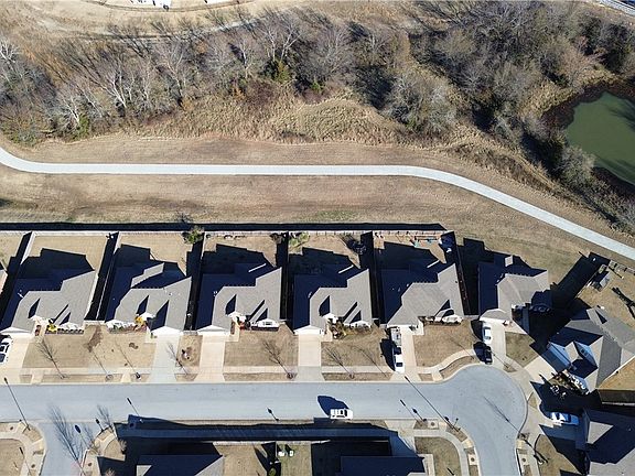 3rd image of 4238 W Anthem Dr