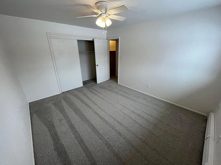3520 Sheridan Ave — Photo 38