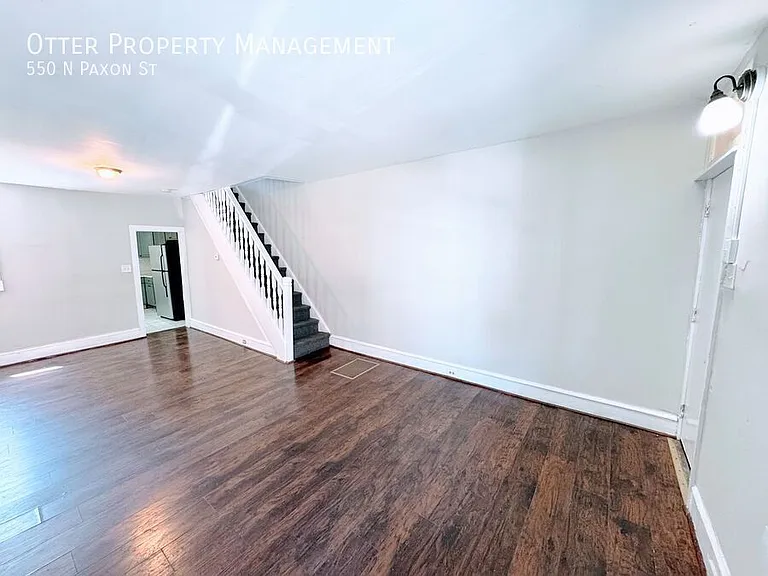 550 N Paxon St — Photo 5