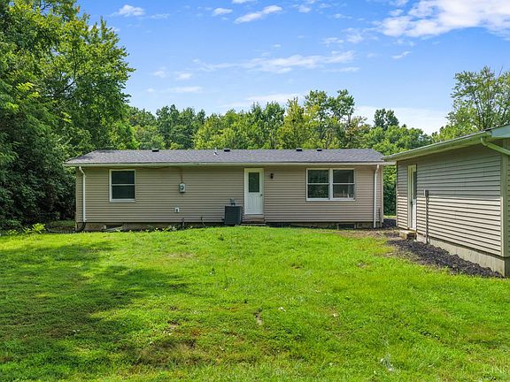 5th image of 3417 Cole Rd