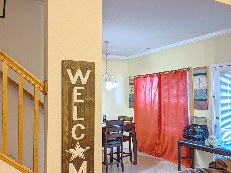 Entry way (2020)
