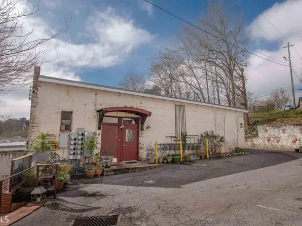 585 White Cir APT 408, Athens, GA 30605