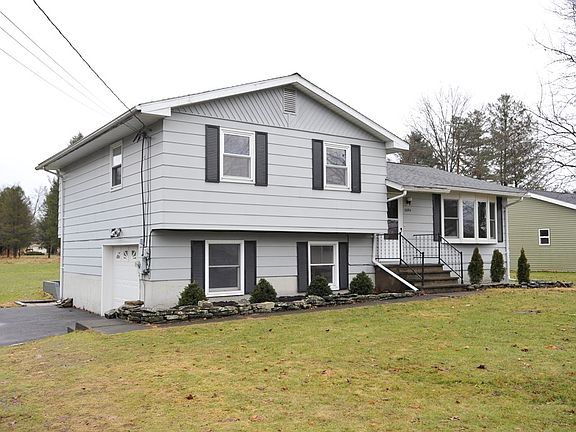 2nd image of 44 Greensview Dr