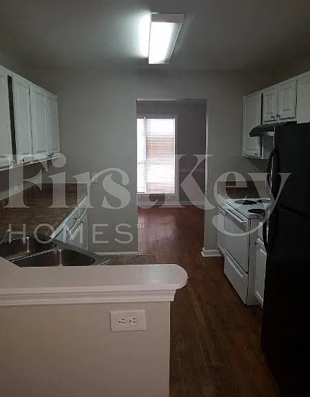 730 Prescott Way — Photo 4
