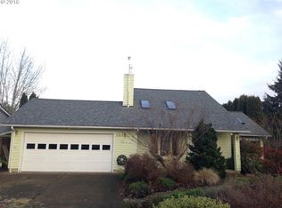 393 Sunshine Acres Dr, Eugene, OR 97401