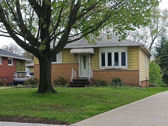2nd image of 5032 Willowbrook Dr
