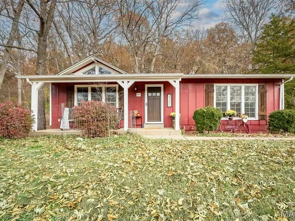 880 Saint Paul Rd, Ballwin, MO 63021