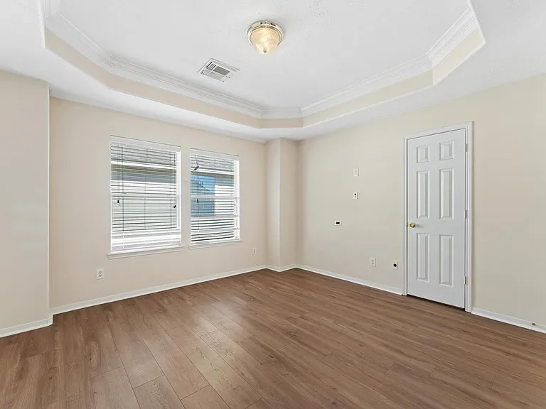 26414 Creston Woods Dr — Photo 19