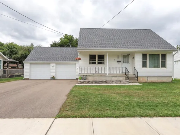 39 High St, Corning, NY 14830