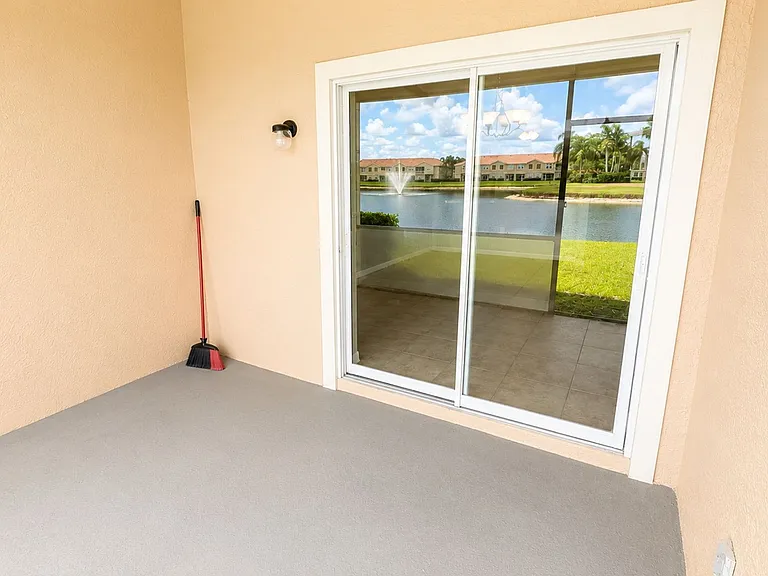 3696 Parkridge Cir #26-105 — Photo 12