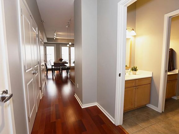 4th image of 445 Wacouta St Unit 309