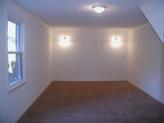 Spacious Family Room