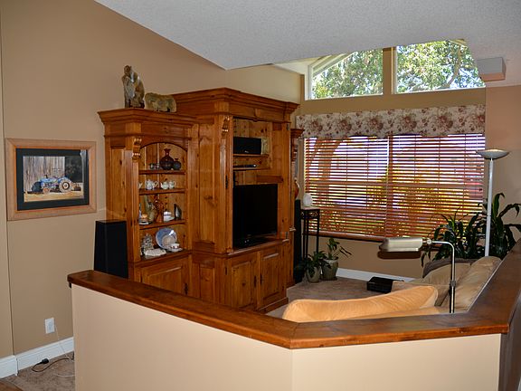 4th image of 5420 Pine Cir