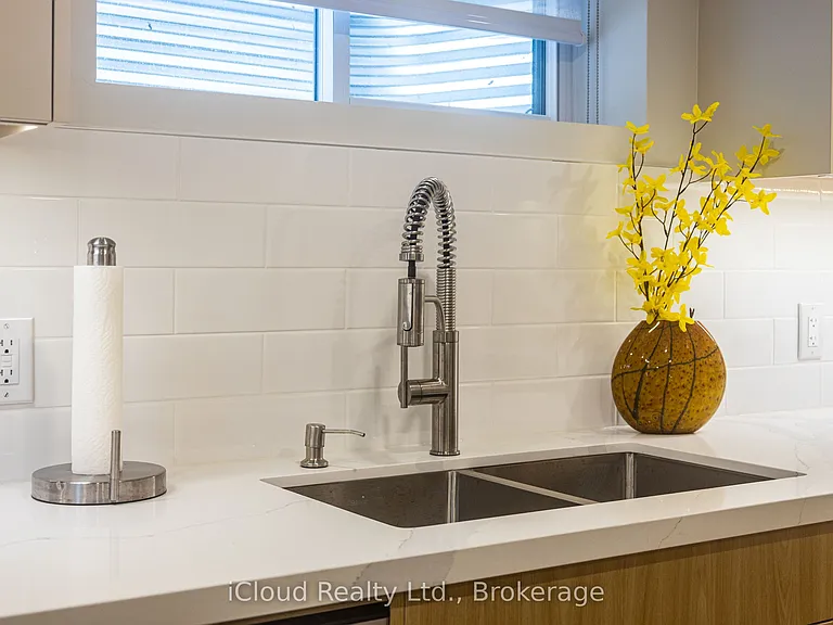 23 Swanhurst Blvd #B — Photo 17