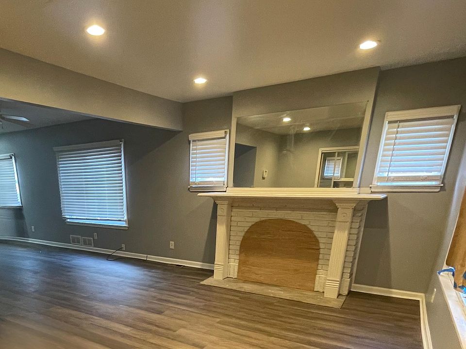 living room area with fireplace