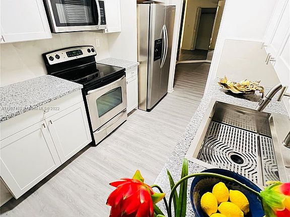 5th image of 7200 Radice Ct APT 508