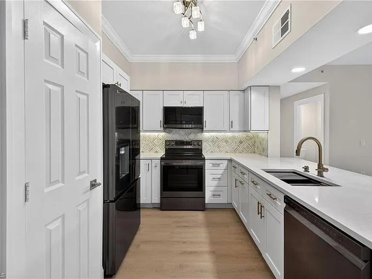 20341 Estero Gardens Cir #104 — Photo 3