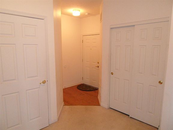 5th image of 150 Saddlebrook Ln Unit 525