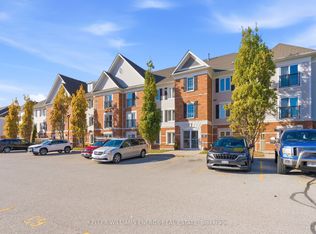 90 Aspen Springs Dr #304, Clarington, ON L1C 5N3