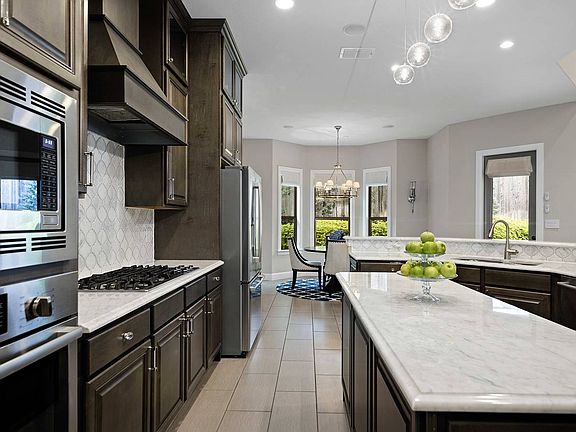 4th image of 3023 Elm Creek Pl