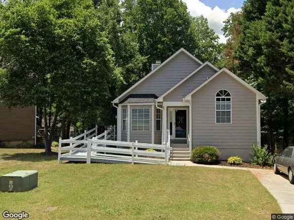 725 Banks St, Graham, NC 27253